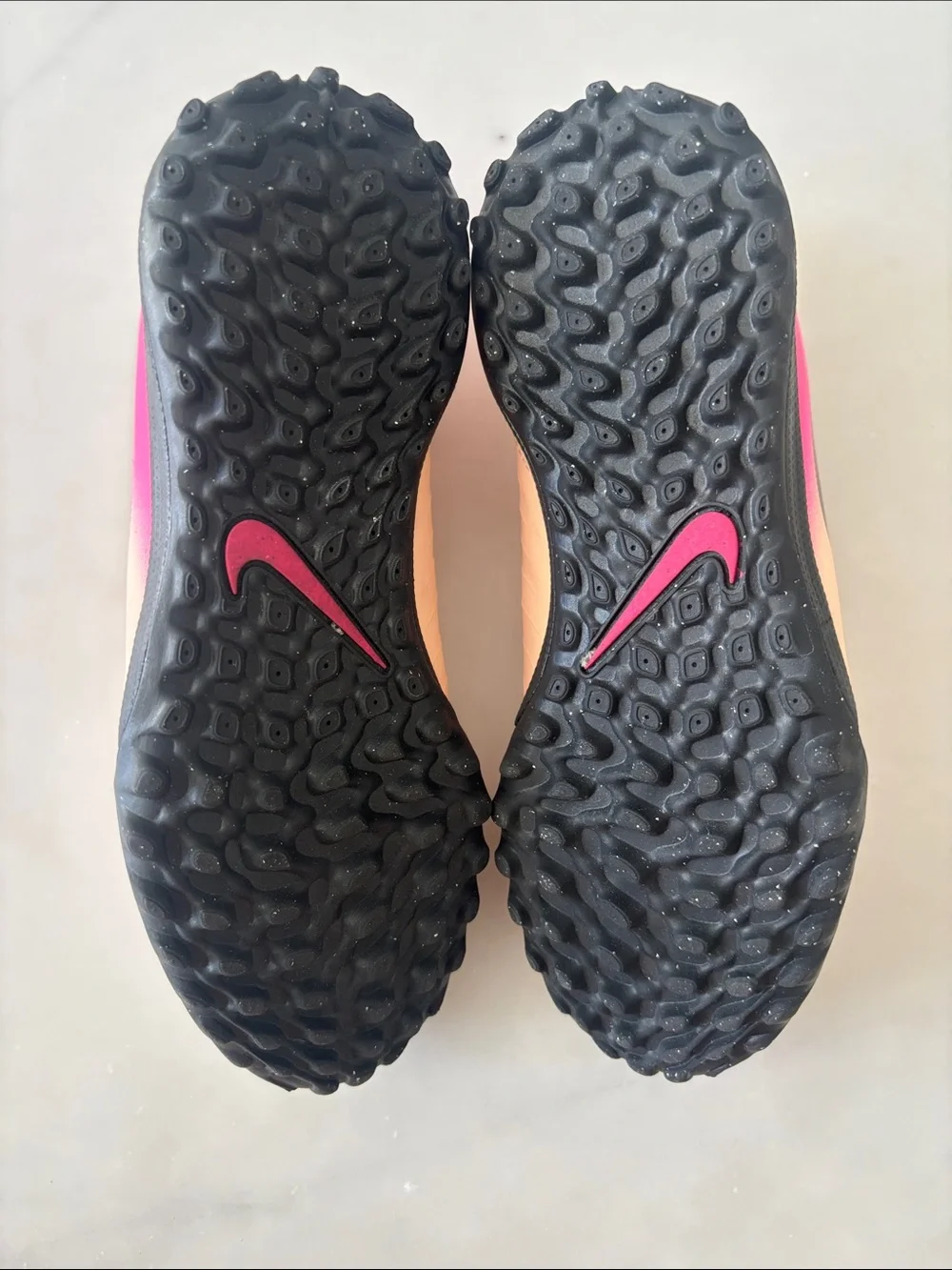 Nike Kids Phantom Luna 2 Turf Shoes